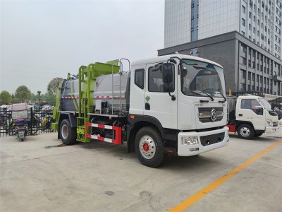 餐廚垃圾車(chē)，收集運(yùn)輸剩飯剩菜泔水垃圾我擔(dān)當(dāng)，干濕分離我本領(lǐng)大